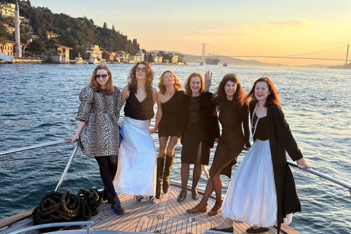 Dine with the Sunset – 4-Hour Private Bosphorus Dinner Cruise in Istanbul