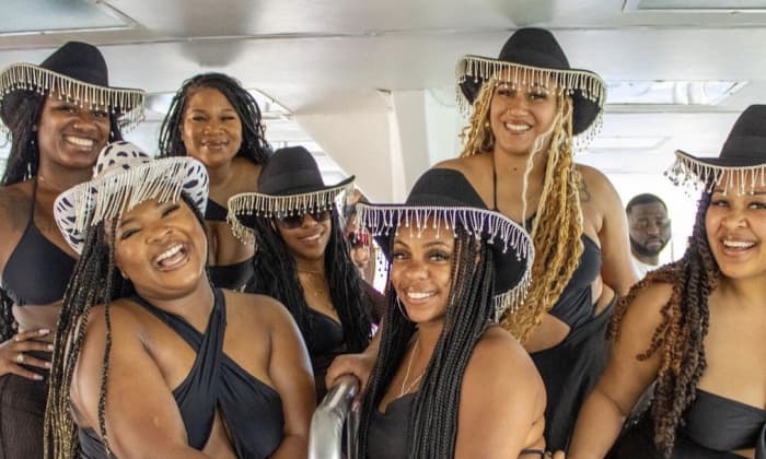 Crociera VIP Punta Cana con bevande incluse, snorkeling, intrattenimento e balli.