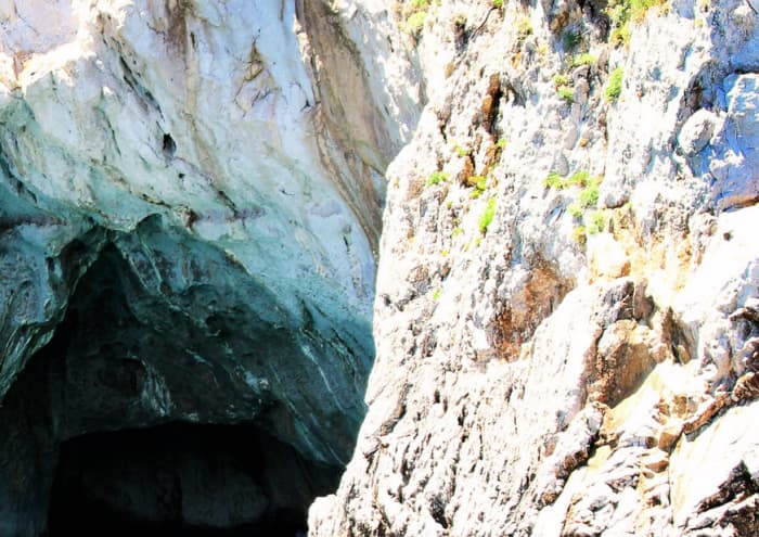 Capri: Privé 7 uur durende boottocht met drankjes en tijd op het eiland