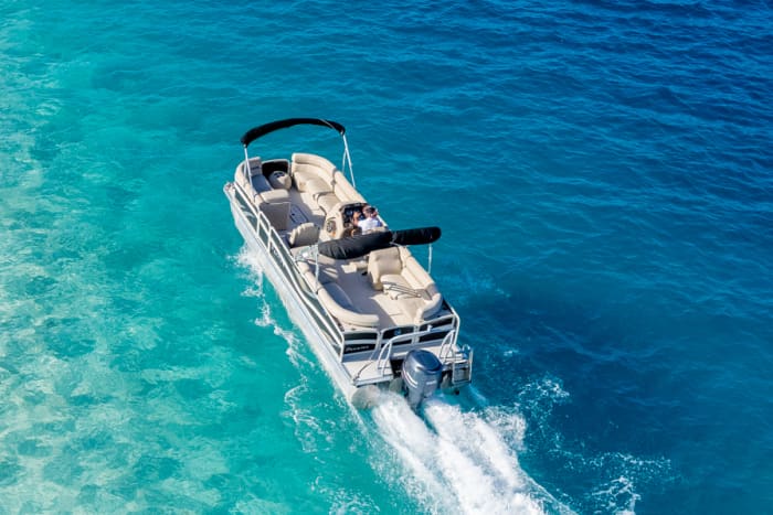 Toa Boat Bora Bora - Privé lagunetoer aan boord van de Majestic-boot.