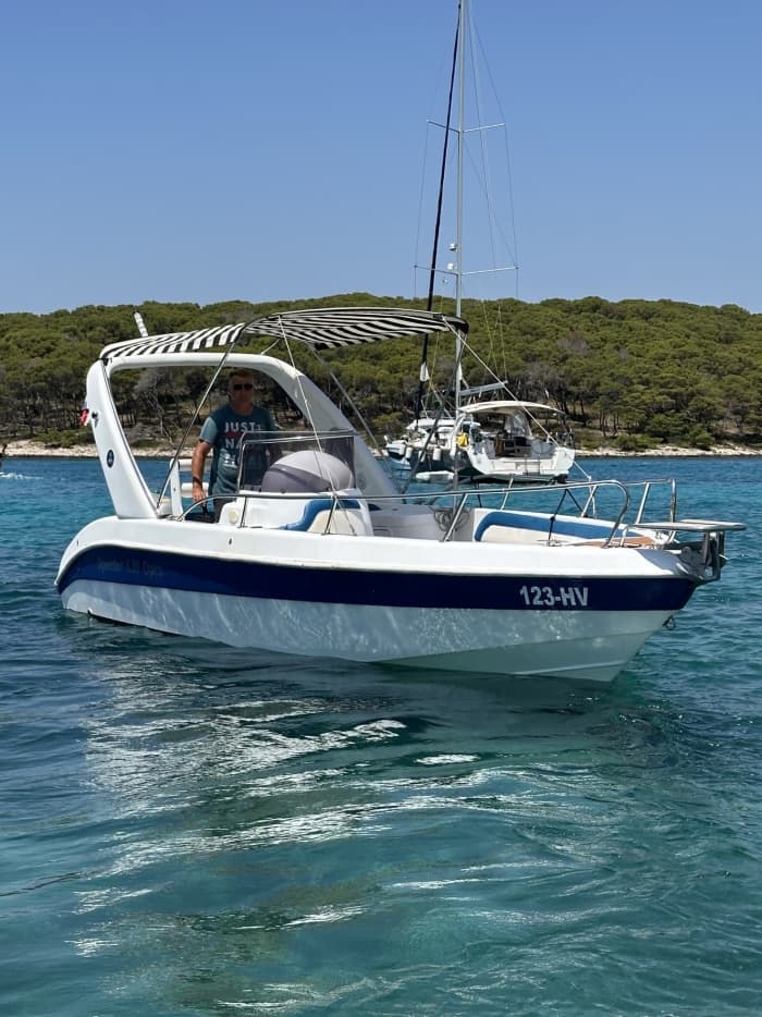 Red Rocks, Hvar Bays & Pakleni – Private Boat Tour from Hvar