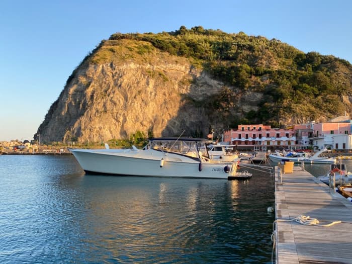 Heldags Glamour & Serenity – En magisk dag med att utforska Capri och Amalfikusten