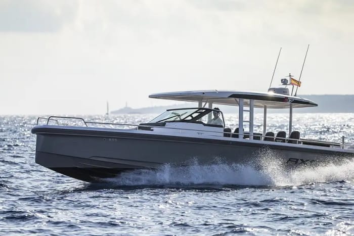 Wateravontuur op Mallorca: vissen, zwemmen, snorkelen en suppen