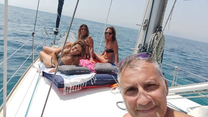 Genießen Sie einen ganzen Tag Segeln in Manfredonia auf einem Segelboot