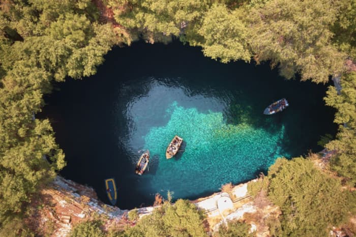 Excursión en yate de lujo al este de Cefalonia: crucero exclusivo de 10 horas