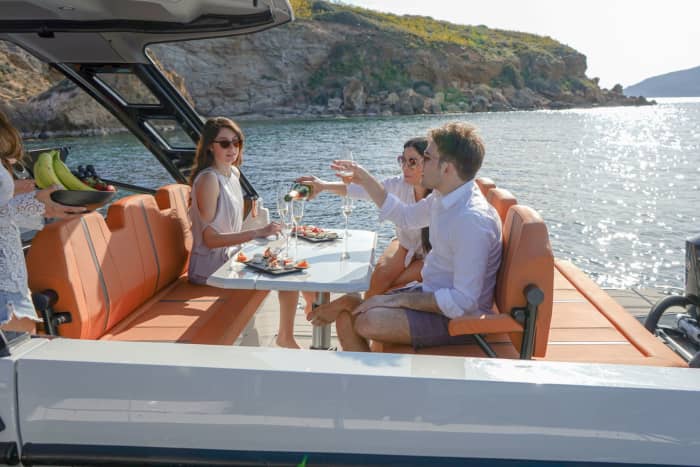 Premium dagcharter in de wateren van Ibiza en Formentera - 8 uur