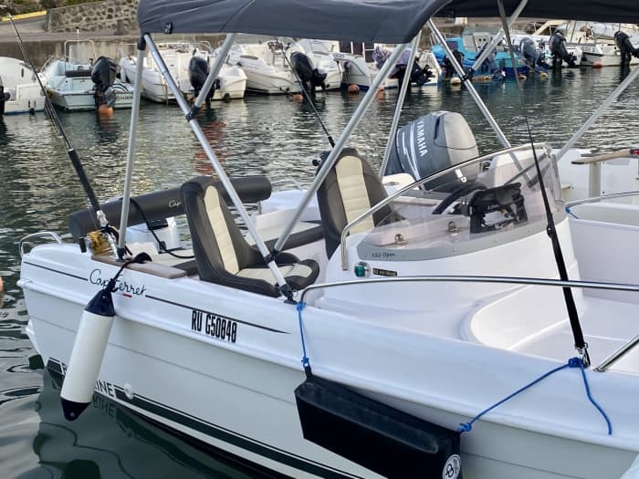 Ontdek Saint-Gilles tijdens een dagtocht met een motorboot.