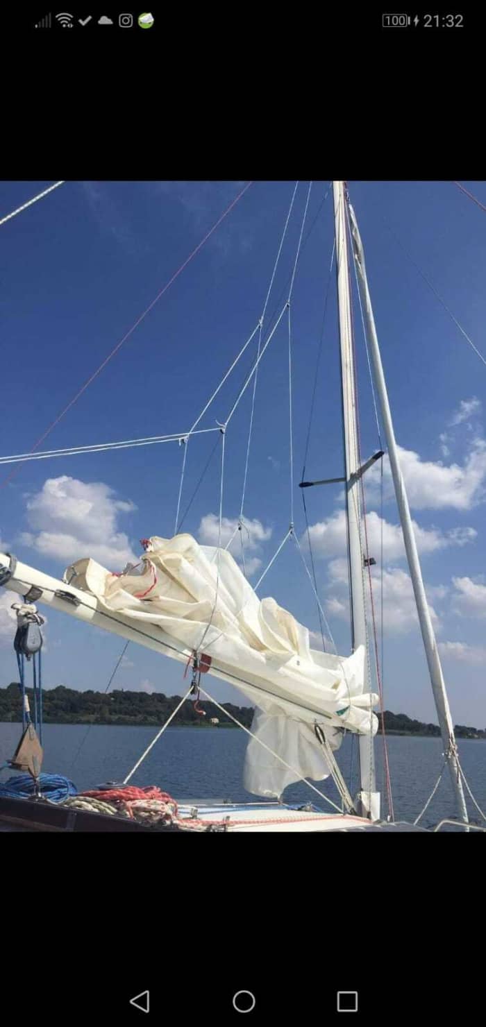 Ganztägiges Segelerlebnis auf einem Katamaran in Rom