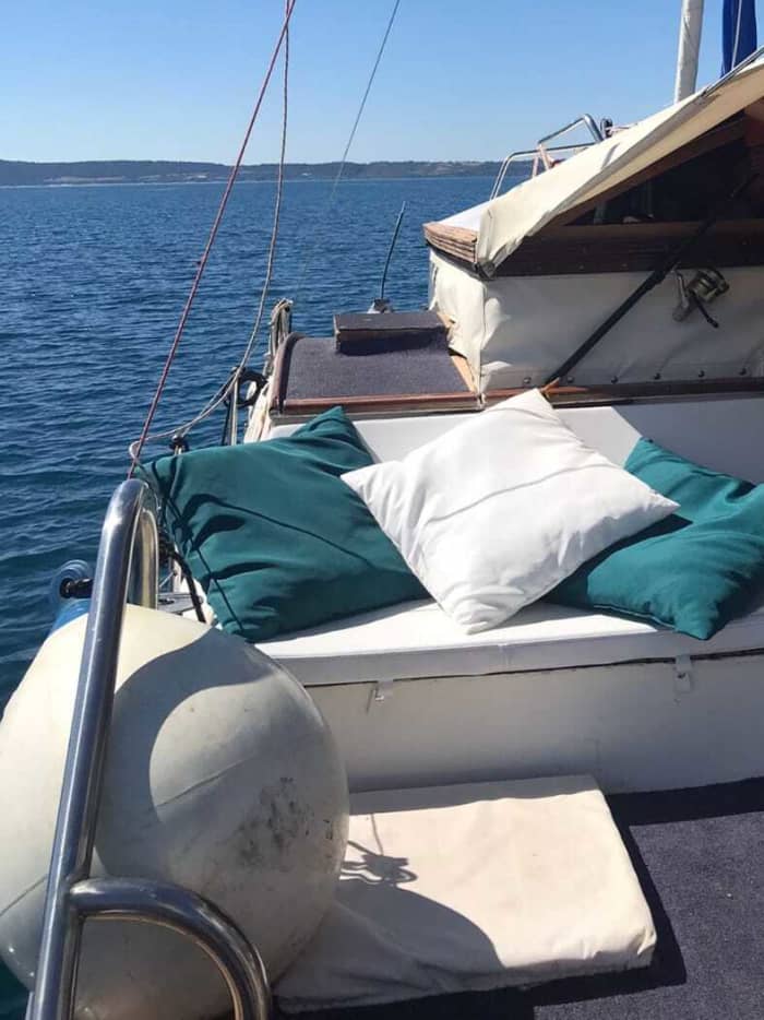 Ganztägiges Segelerlebnis auf einem Katamaran in Rom