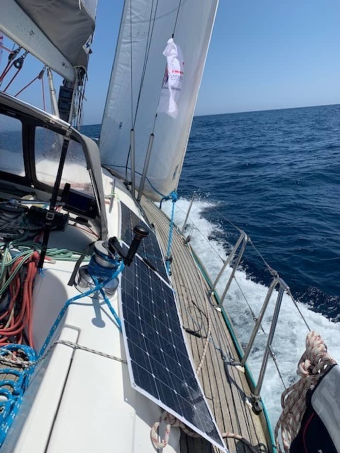 Entspannung in Dinard: 10 Stunden Sonne auf einem Segelboot