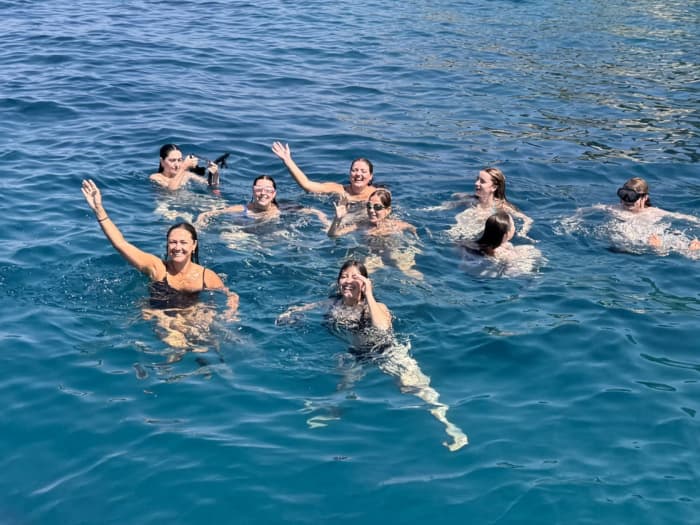 Halbtägige Entdeckungstour durch Sarandë: Ihr Kurztrip mit dem Motorboot