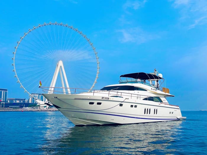 Full comprehensive Dubai Marina experience