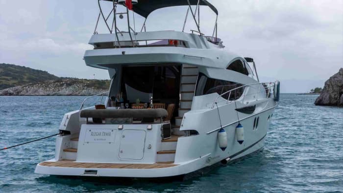 Fantastisk lyxig yachtupplevelse / Numarine 55
