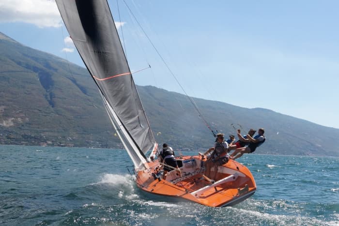 Enjoy a full day of sailing in Brenzone sul Garda on a sailboat