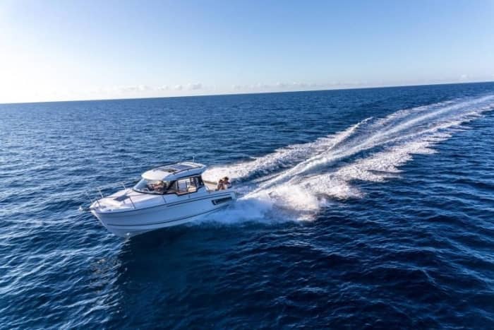 Een halve dag of avond, 3,5 uur om het Arcachon-bekken per motorboot te ontdekken.