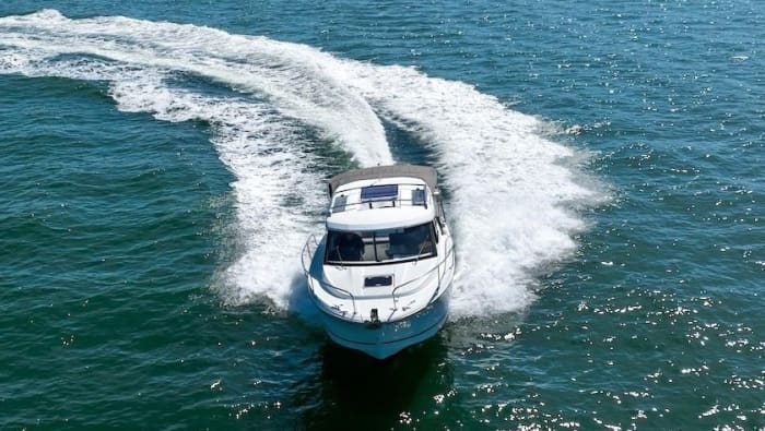Een halve dag of avond, 3,5 uur om het Arcachon-bekken per motorboot te ontdekken.