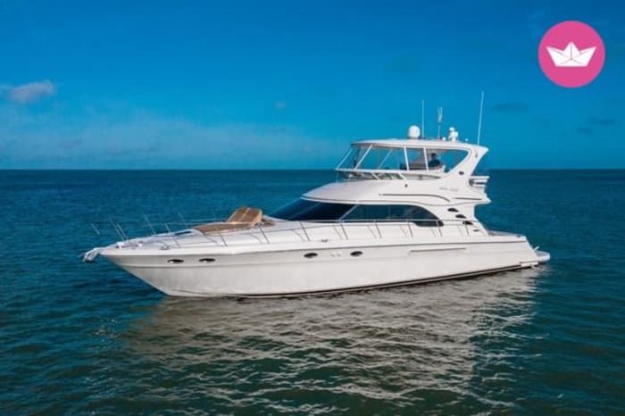 Dubai Yacht experience: Iconic landmarks and Burj Al Arab