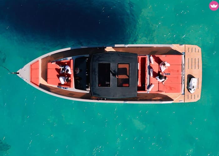 Explore Formentera in luxury and total comfort