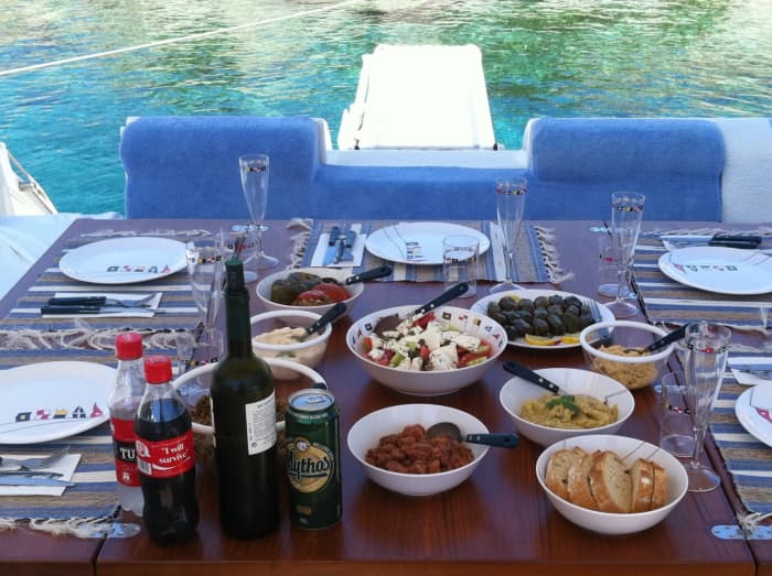 Escursione di mezza giornata alla scoperta di Sifnos: una breve fuga in motoscafo.