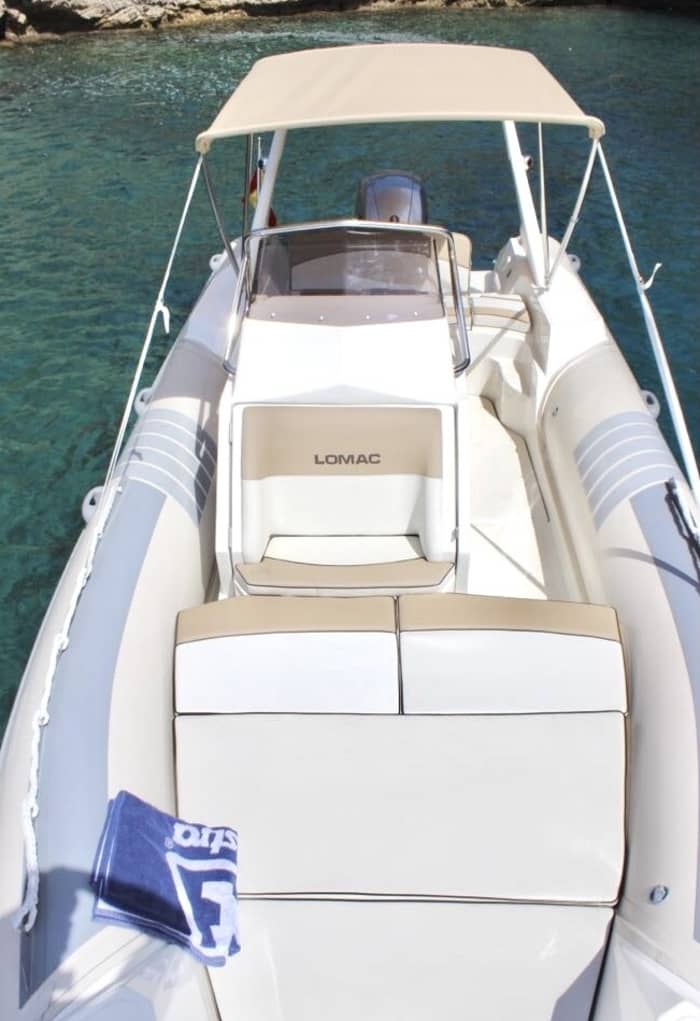 One day in Port de Pollença on a motorboat
