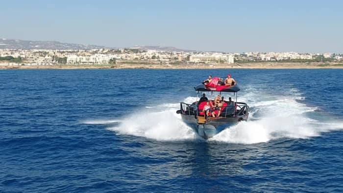 Paphos-uitje: 2,5 uur ontspanning op een motorboot
