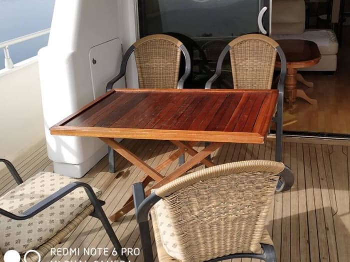 Eine maßgeschneiderte Kotor-Reise: Ein ganzer Tag voller Exzellenz auf dieser maßgefertigten Yacht für touristische Charterfahrten