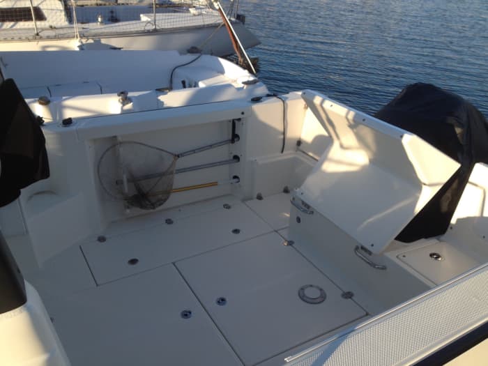 Genießen Sie 3 Stunden und 45 Minuten Sonne auf einem Motorboot in Tréboul