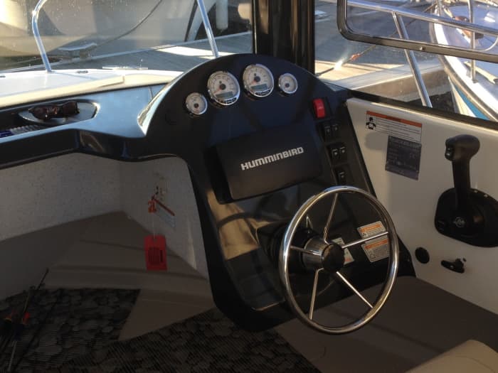Genießen Sie 3 Stunden und 45 Minuten Sonne auf einem Motorboot in Tréboul