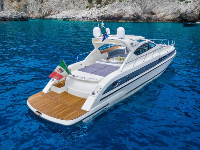 Capri mit Stil: Ganztägige private Kreuzfahrt ab Sorrent