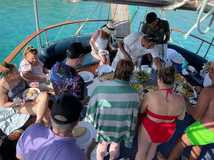 Entdecken Sie Paphos: Ein halber Tag voller Freude auf einer Gulet