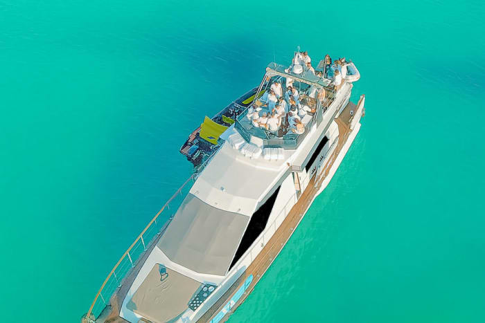 4 Hours Morning Private Cruise (10AM - 2PM)