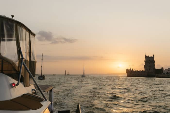Doublez le plaisir avec un voyage sur DEUX catamarans à Lisbonne