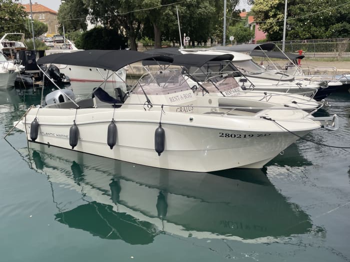 Verken Zadar vanaf het water: een hele dag op het water aan boord van een motorboot.