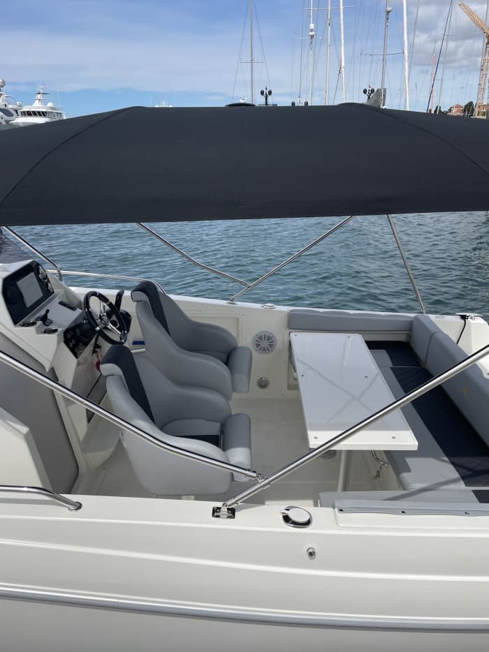 Verken Zadar vanaf het water: een hele dag op het water aan boord van een motorboot.