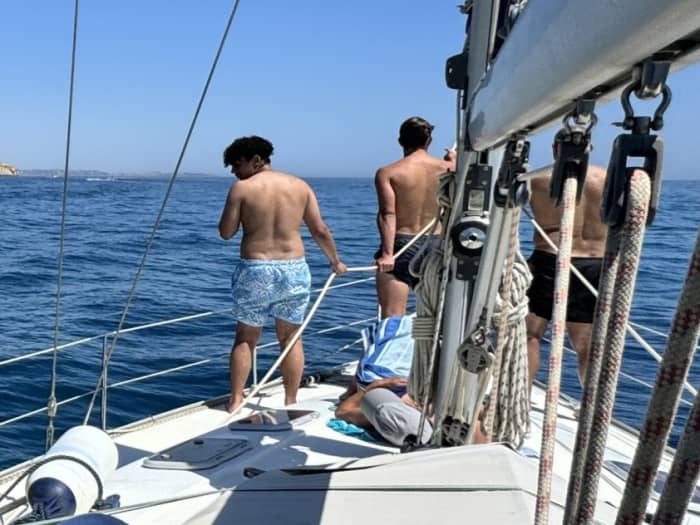 A full day of magic in Olhão on a sailboat