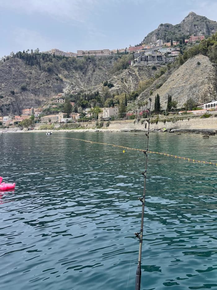 Taormina: Exklusives Schnellboot-Tagesabenteuer