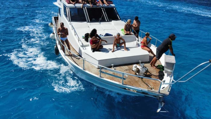 Be enchanted by a day in Favignana and Levanzo