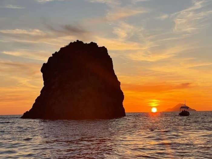 Discover Aeolian Islands on a full-day sailing trip