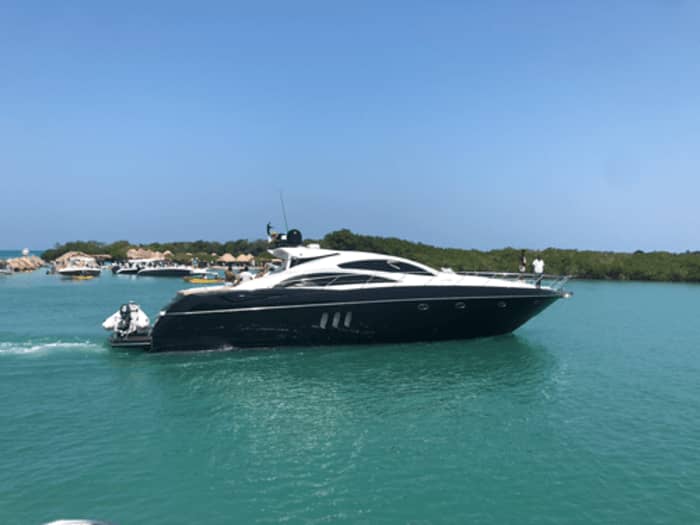 Zonsondergangcruise met de 72ft Sunseeker in Cartagena – Een luxe privéjachtervaring