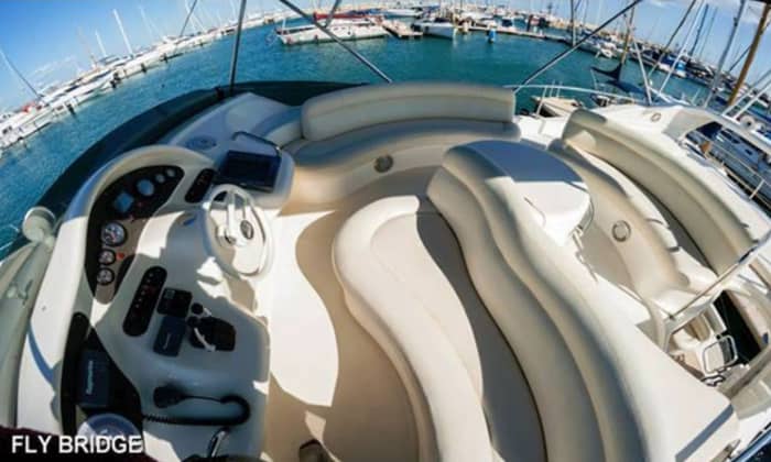 2,5 uur zonneschijn rond Ayia Napa op een motorboot