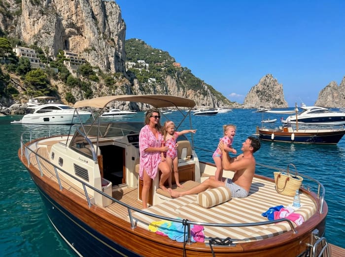 Ultieme Capri-avonturencruise: zeegrotten, schilderachtige kustlijn en vrije tijd