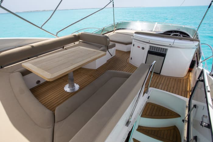 Luxury 64ft Sunseeker Flybridge Yacht Charter Cancun