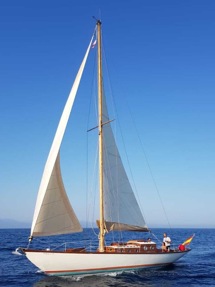 9 heures de navigation le long de la côte de San Roque