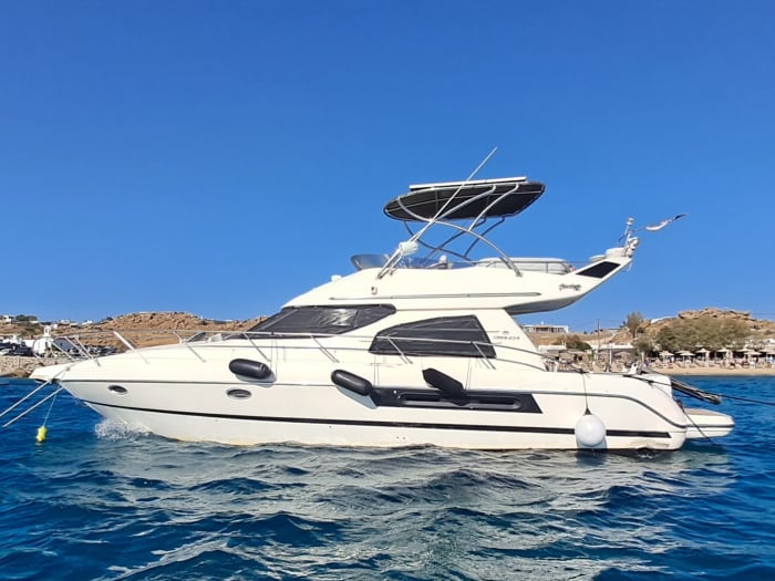 Une escapade légendaire : 3 h 30 de navigation autour de Mykonos en yacht à moteur