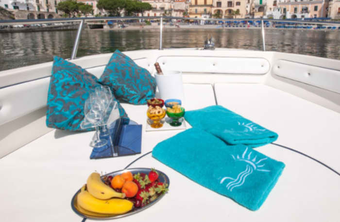 Private Boat Tour: Discover Capri & Nerano