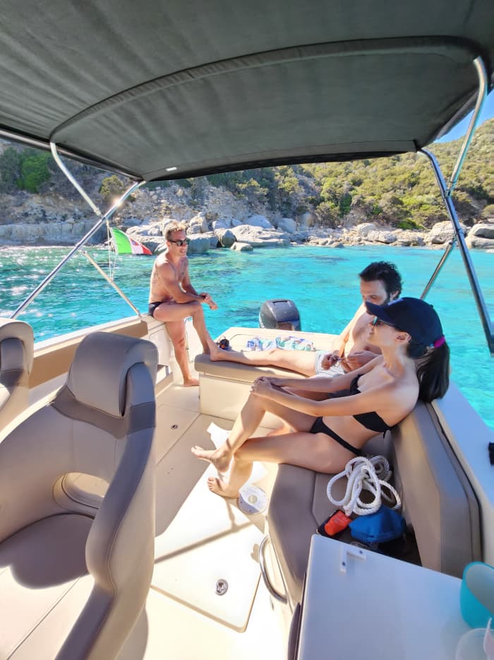 Exclusive mini-yacht tour of the Villasimius Marine Protected Area with a dip in the natural pools of Venus.