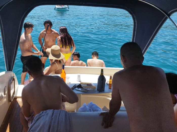 Ganztägiges 5-Sterne-Luxuserlebnis an Bord der „Lady Lu“ – Entdecken Sie die Essenz von Cefalù vom Meer aus