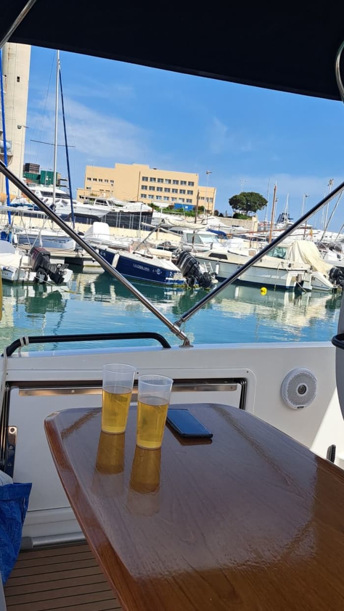 Een hele dag Menorca verkennen: ontdek verborgen baaien en kristalhelder water!