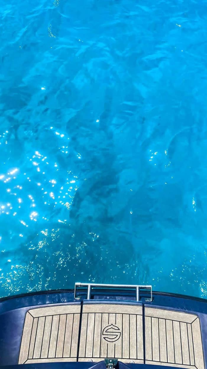 Geniet van een dag op zee in Lampedusa aan boord van een zeilboot.