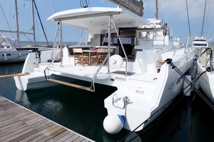 Hersonissos Luxury Catamaran Morning Cruise — Dia Island (09:00–15:30)